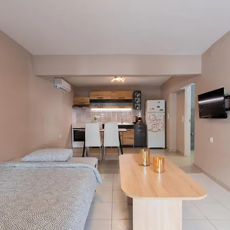 Apartment Avli *