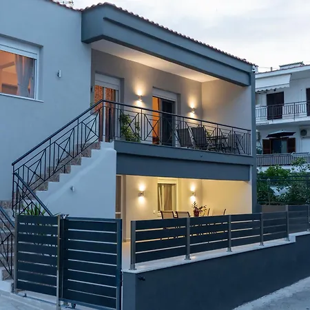 Avli Apartment Neos Marmaras